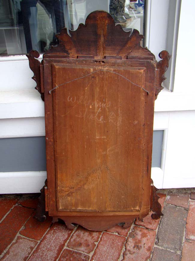 An 18th century Chippendale walnut mirror, English or American, circa 1760-1790 — image 3